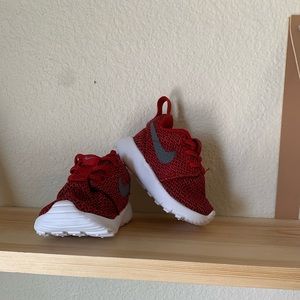 Nike toddler shoes